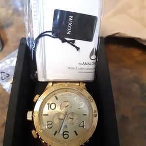 NIXON 51-30 GOLD WATCH BRAND NEW WITH BOX AND TAGS